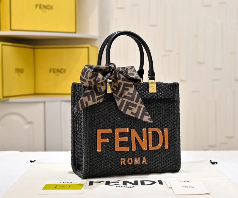 Seasonal Fendi Shopping Bags 85139