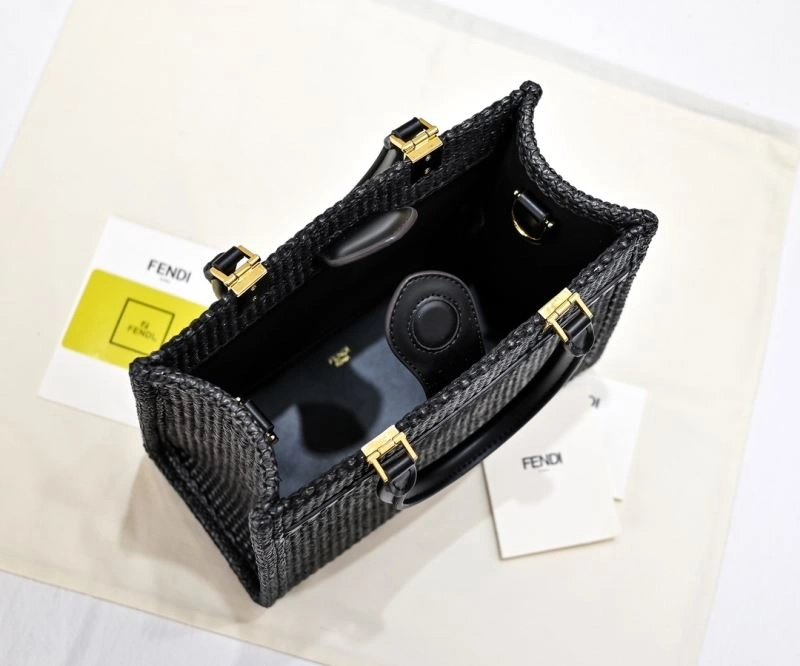 Seasonal Fendi Shopping Bags 85139