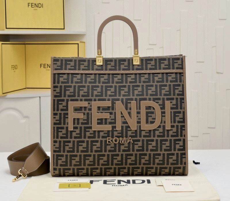 Resilient Fendi Shopping Bags 85255