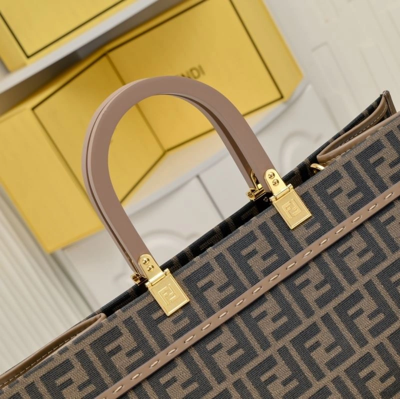 Resilient Fendi Shopping Bags 85255