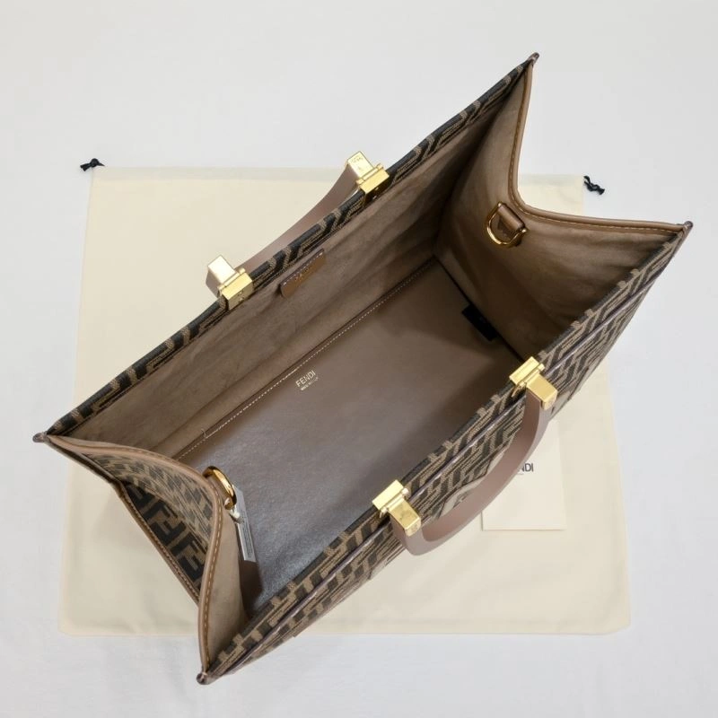 Resilient Fendi Shopping Bags 85255