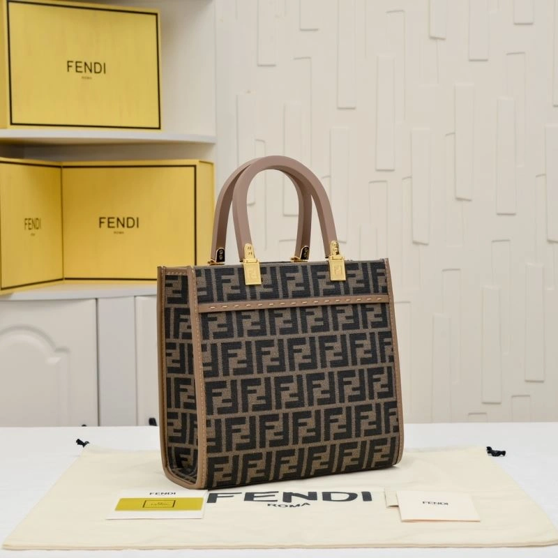 Fendi Shopping Bags RelaxedFit 85140