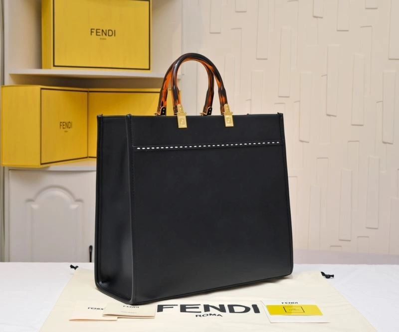 Cozy Fendi Shopping Bags 85132