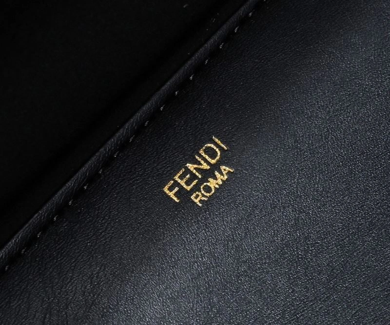 Cozy Fendi Shopping Bags 85132