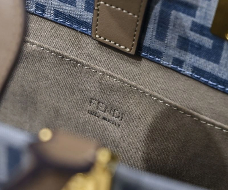 UrbanStyle Fendi Shopping Bags 85137