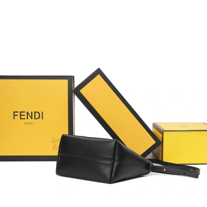 Fendi Shopping Bags Compact 85133