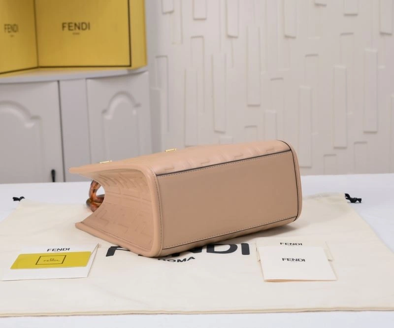 Fendi Shopping Bags Casual 85167