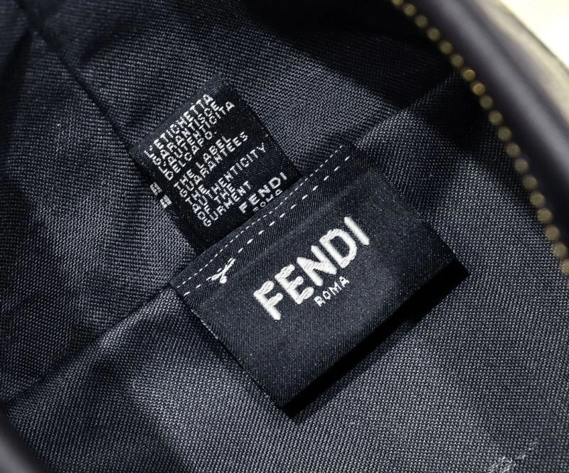 ZipUp Fendi Shopping Bags 85125