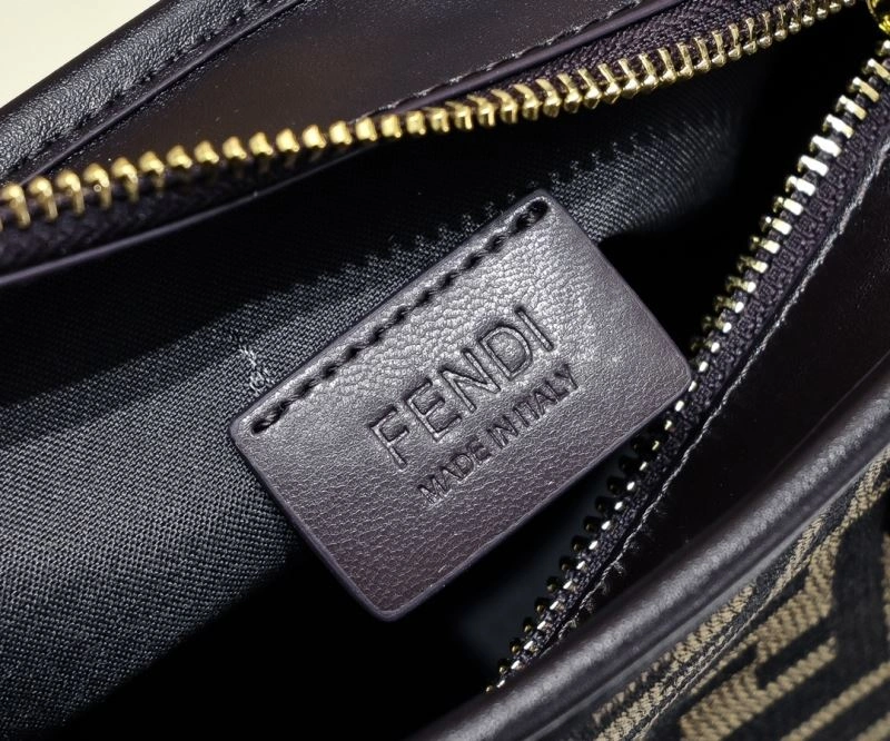 ZipUp Fendi Shopping Bags 85125