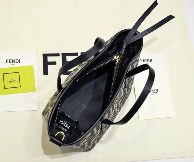 ZipUp Fendi Shopping Bags 85125