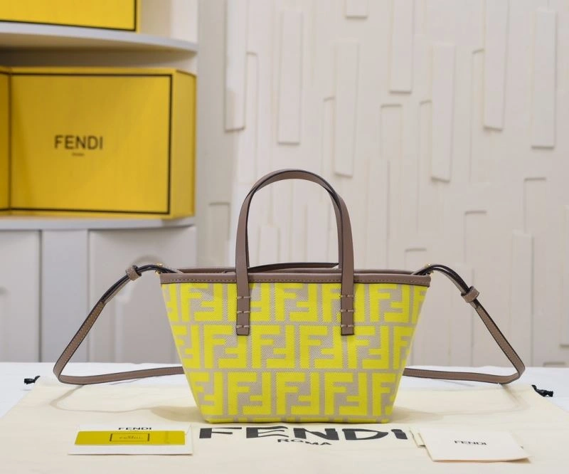 Fendi Shopping Bags RelaxedFit 85122