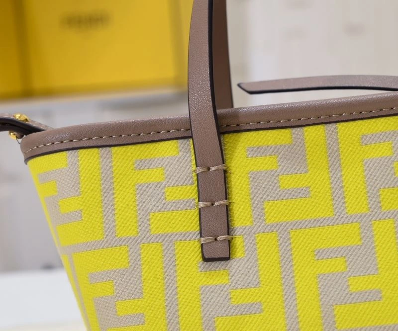 Fendi Shopping Bags RelaxedFit 85122
