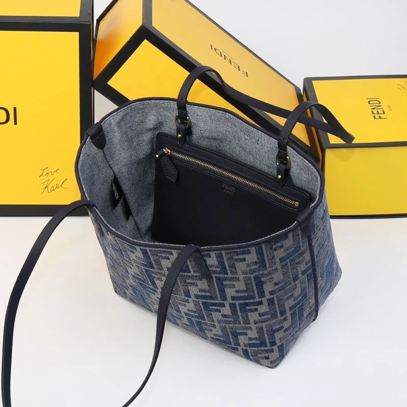 Fendi Shopping Bags Casual 85117