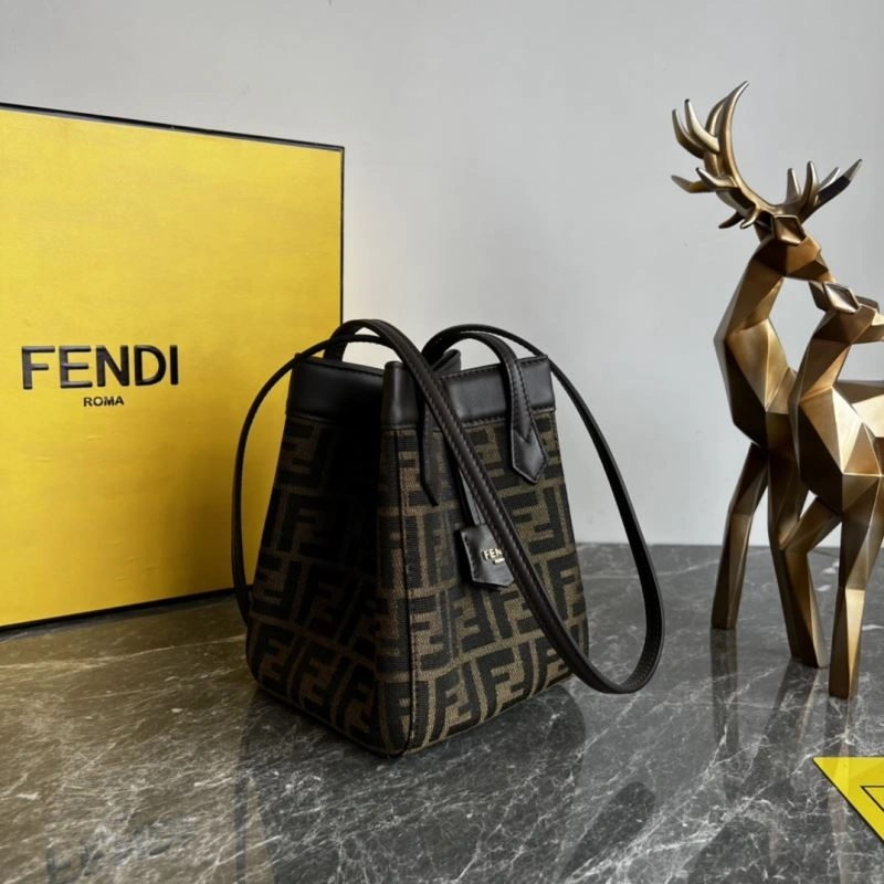 Chic Fendi Shopping Bags 78262