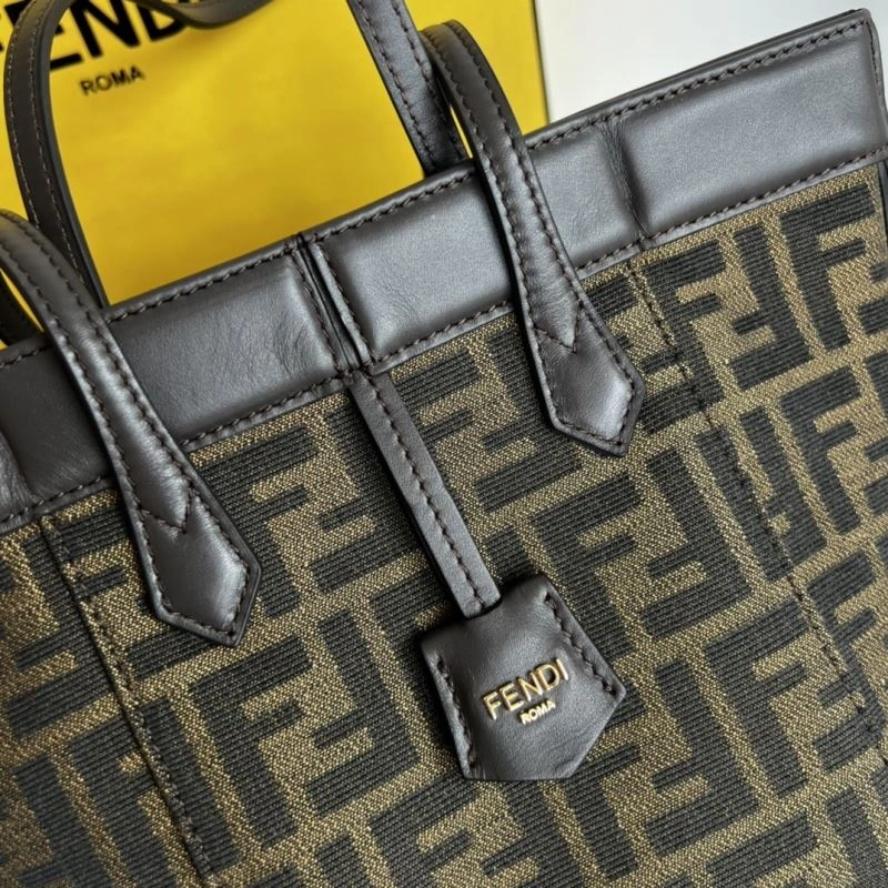 Chic Fendi Shopping Bags 78262