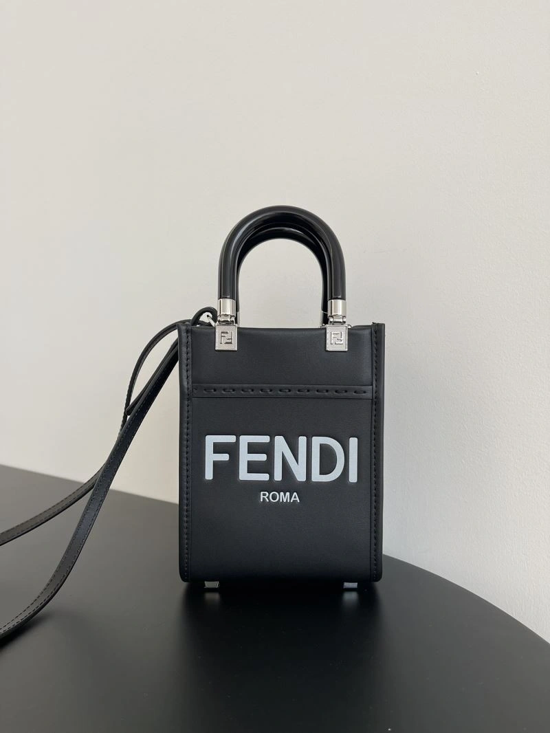 Fendi Shopping Bags Minimalist 78277