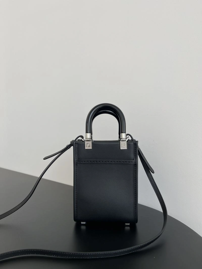Fendi Shopping Bags Minimalist 78277