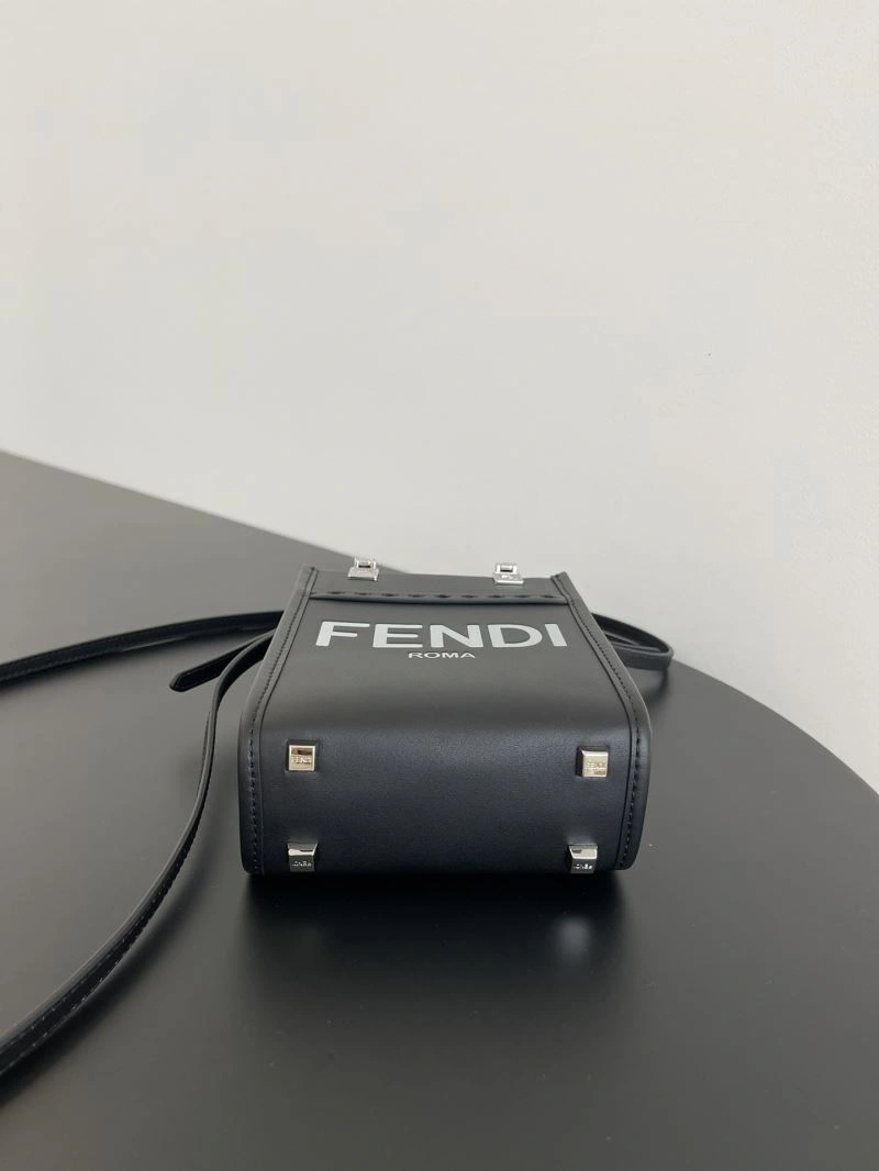 Fendi Shopping Bags Minimalist 78277