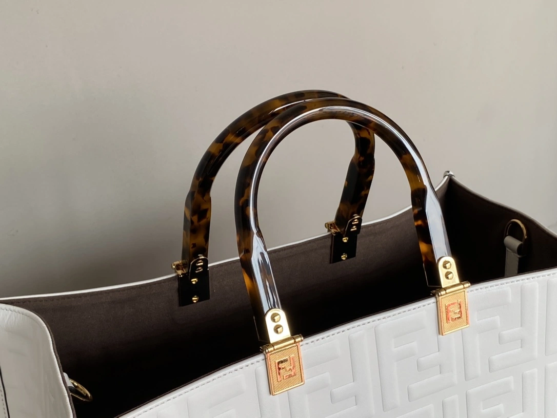 Contemporary Fendi Shopping Bags 76681