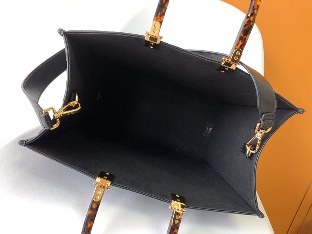Fendi Shopping Bags FastDry 76680