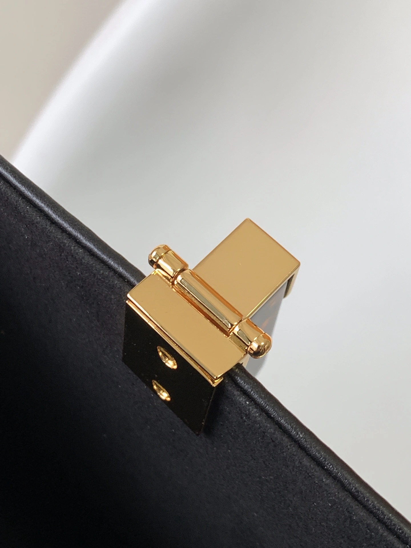 Fendi Shopping Bags FastDry 76680