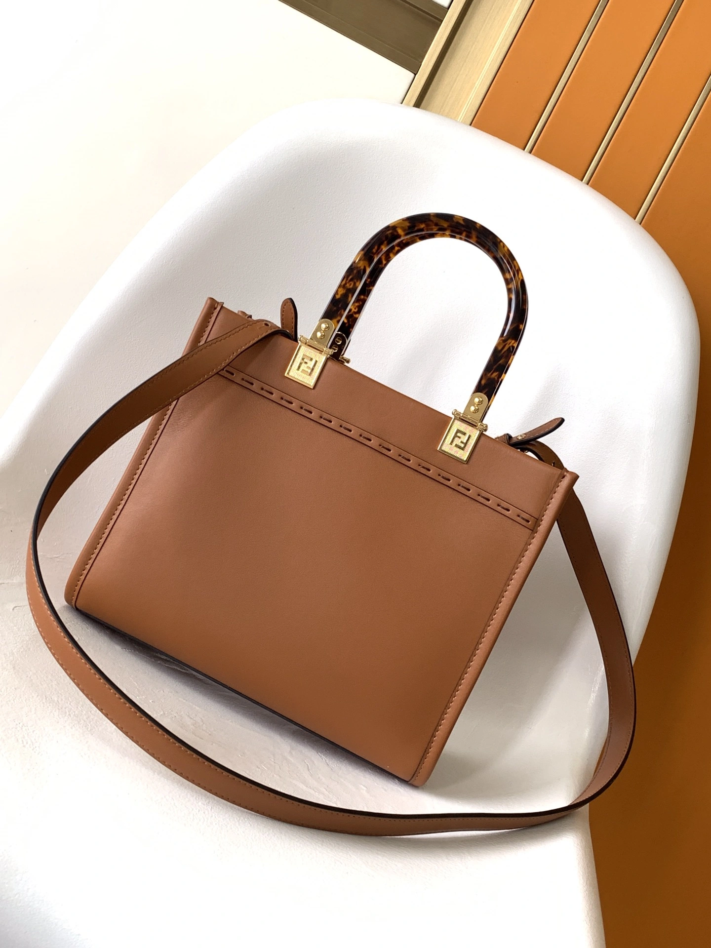Vibrant Fendi Shopping Bags 76657