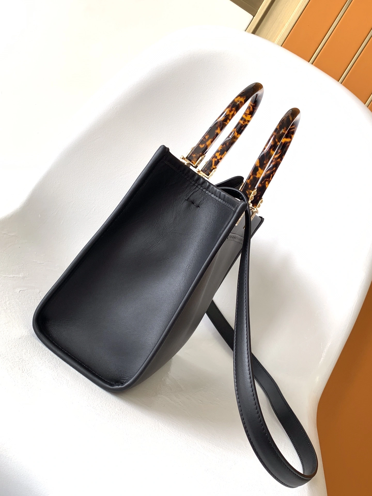 Fendi Shopping Bags Elegant 76660