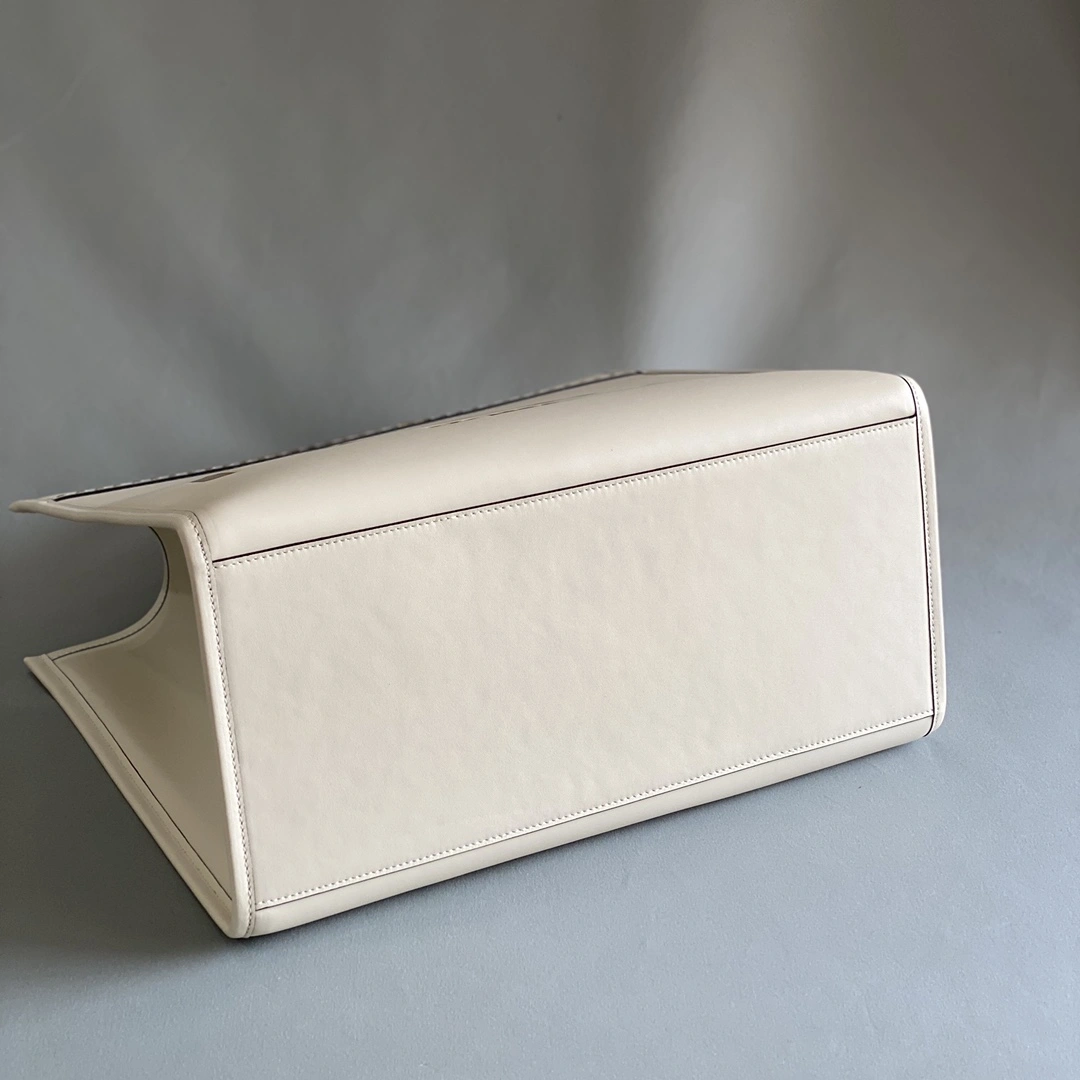 Popular Fendi Shopping Bags 76676