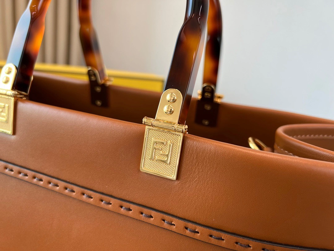 Snug Fendi Shopping Bags 76655