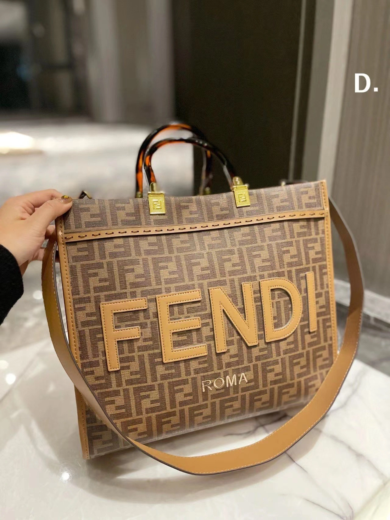 Compact Fendi Shopping Bags 76666