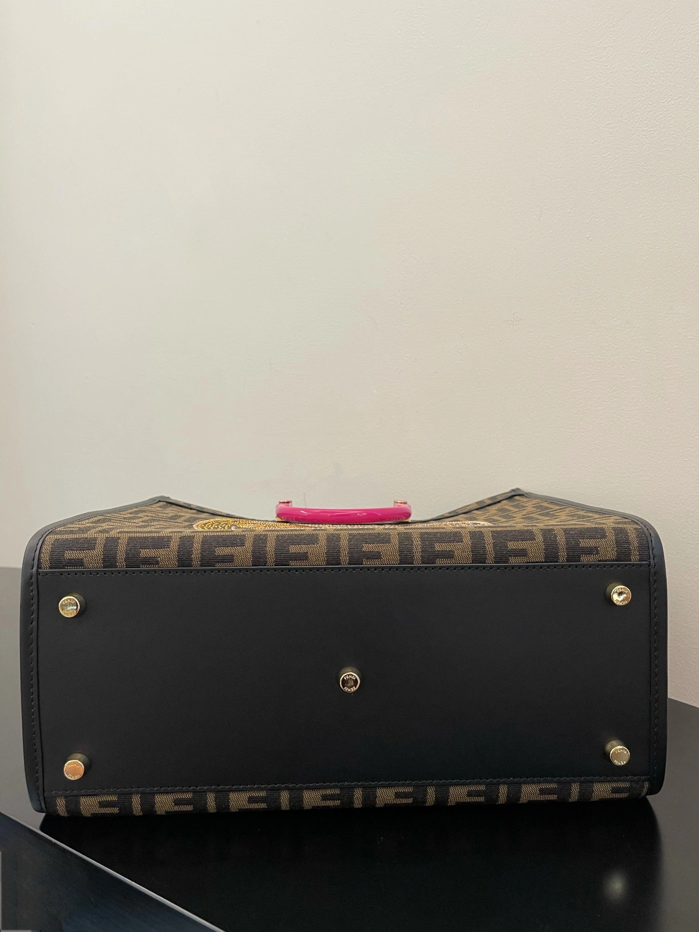 SunProtective Fendi Shopping Bags 76661
