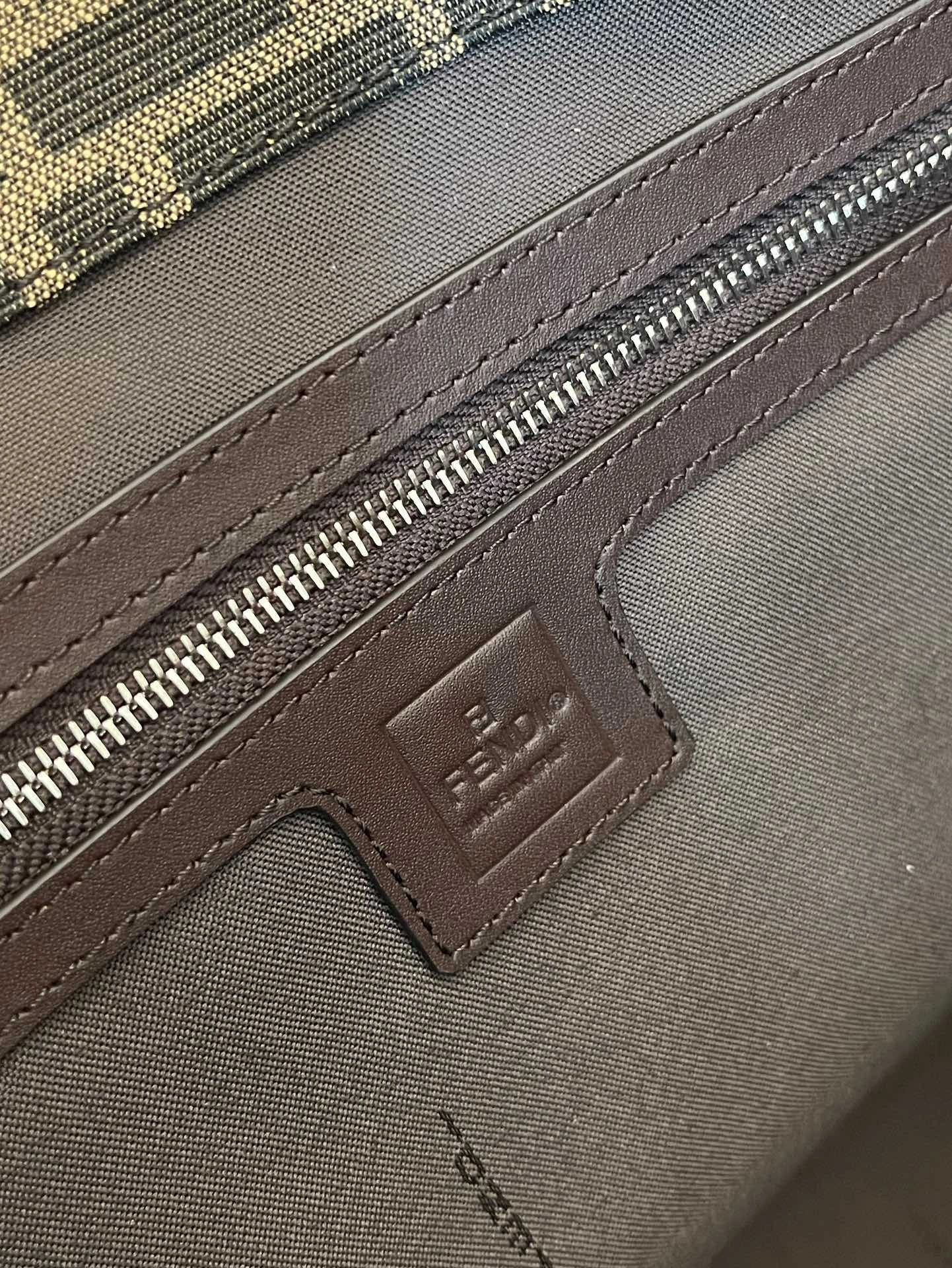 Fendi Shopping Bags Packable 76669
