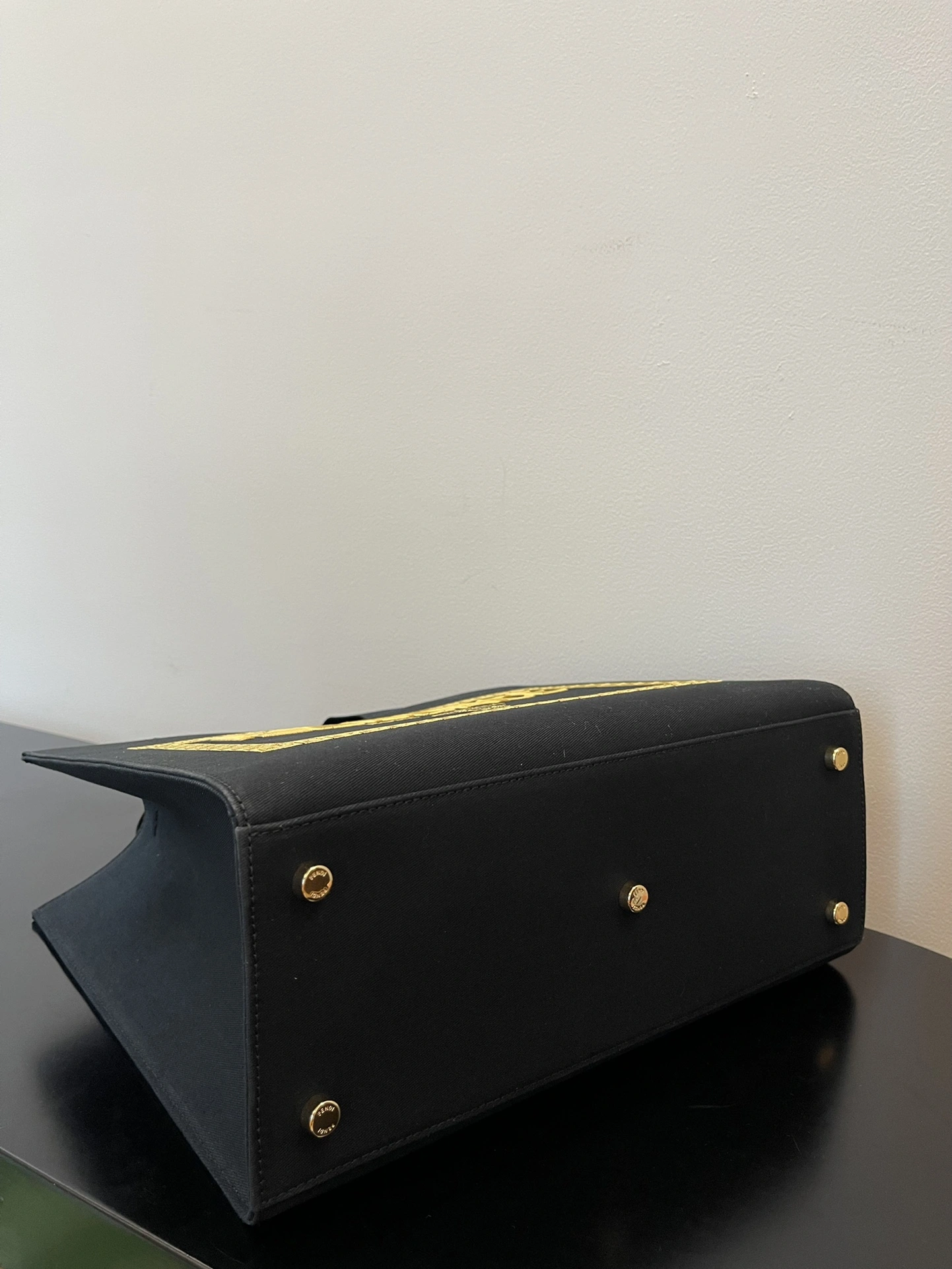 Fendi Shopping Bags Casual 76674