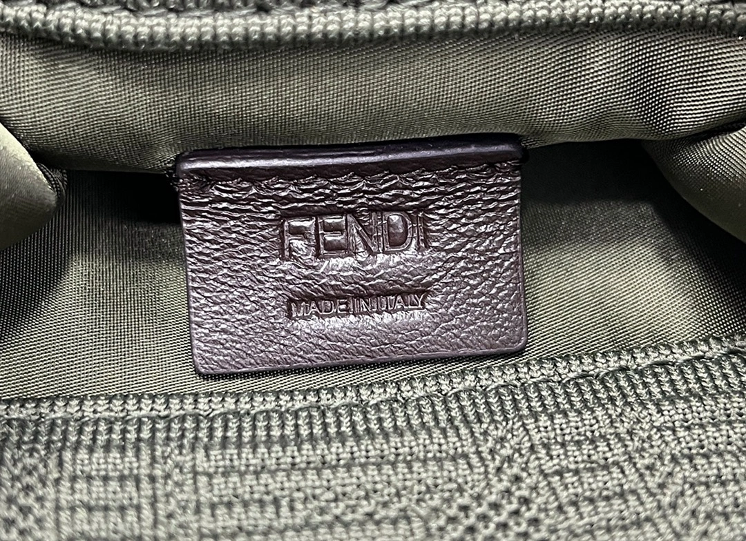 Fendi Shopping Bags Stretchable 76668