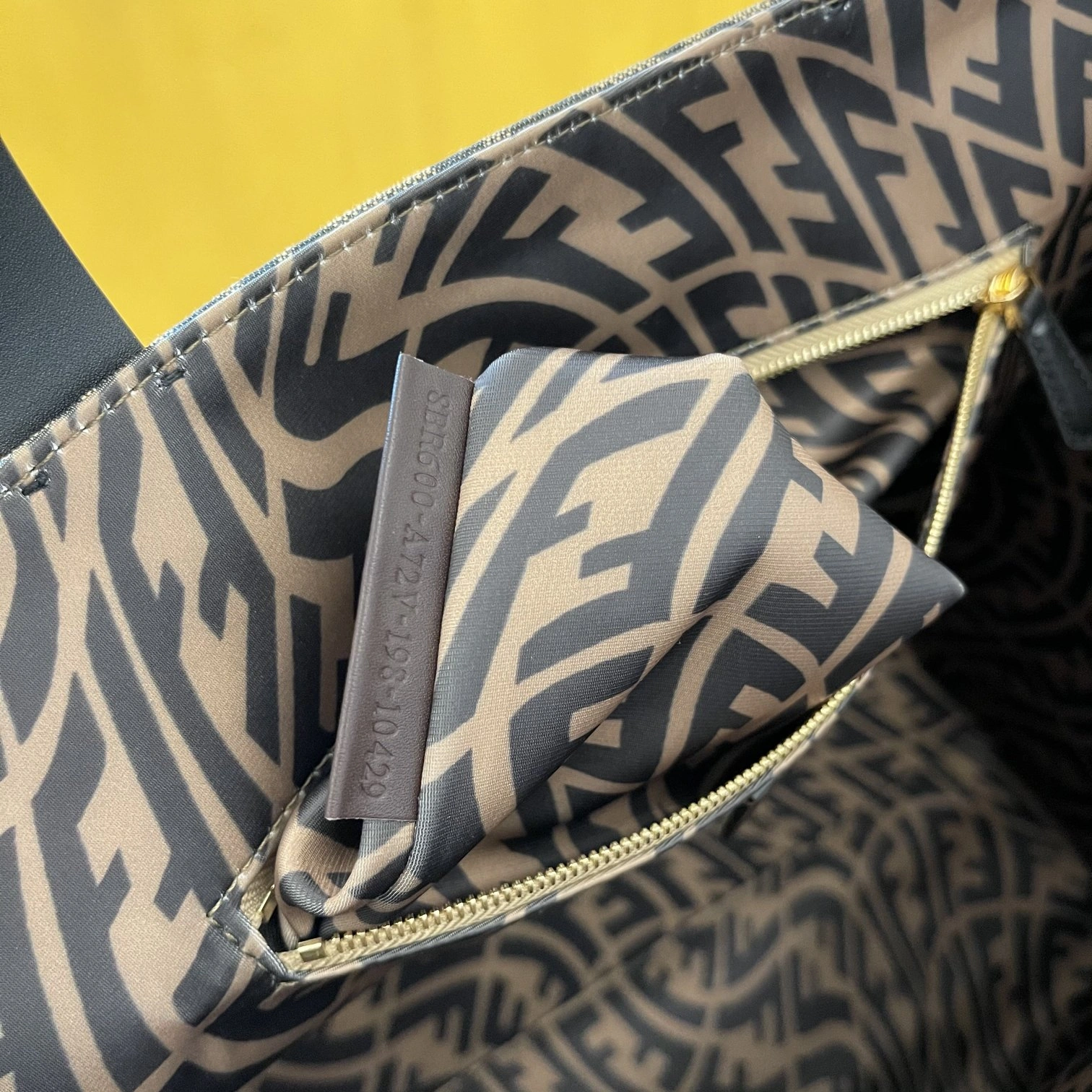 Popular Fendi Shopping Bags 76664