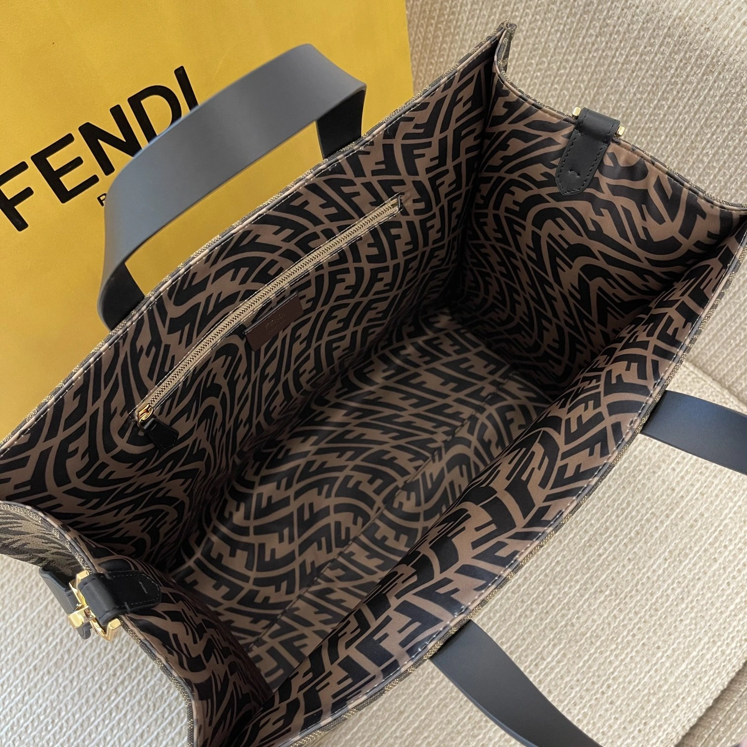 Popular Fendi Shopping Bags 76664