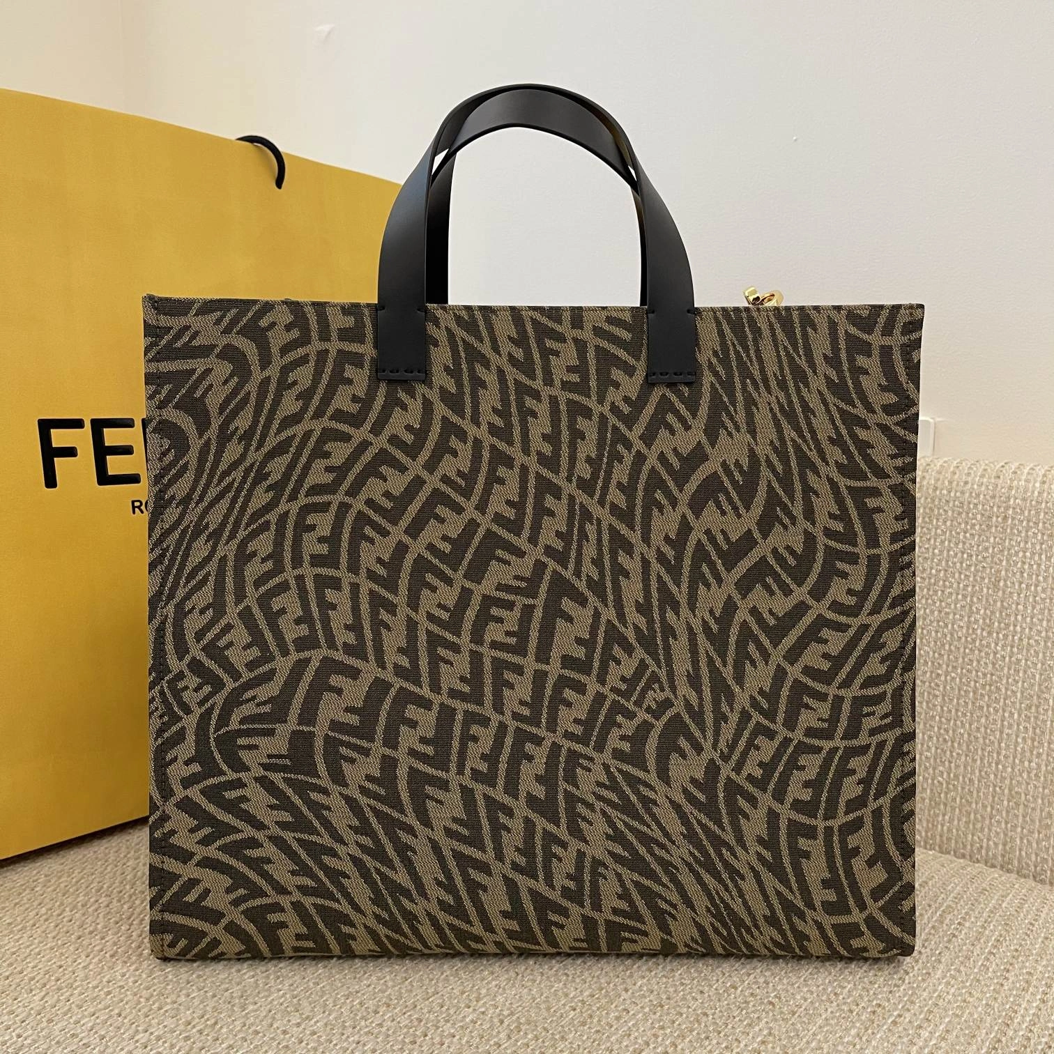 Popular Fendi Shopping Bags 76664