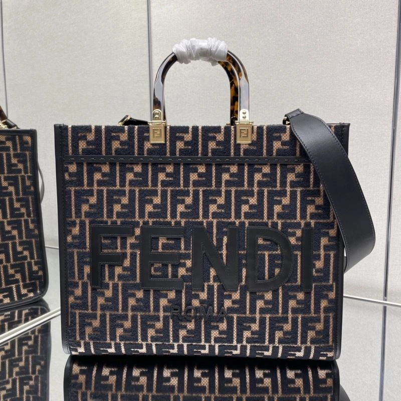 Fendi Shopping Bags Lightweight 72764