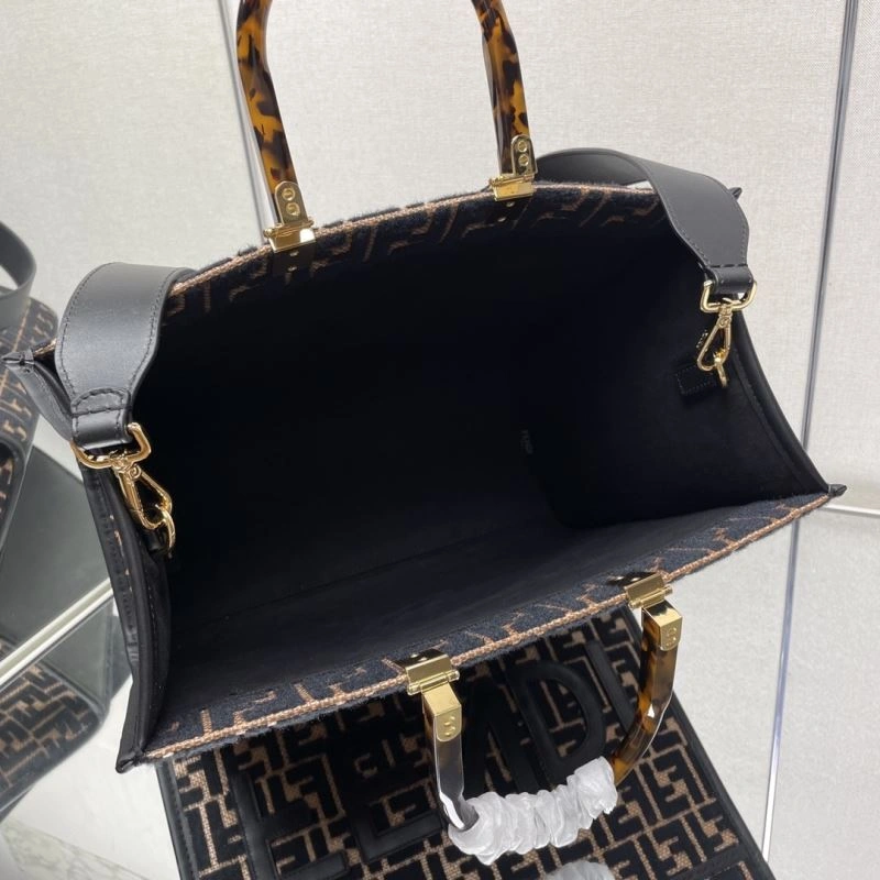 Fendi Shopping Bags Lightweight 72764