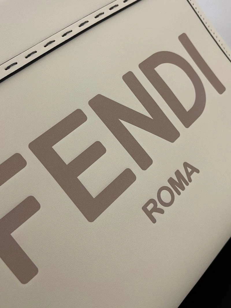 FashionForward Fendi Shopping Bags 72762