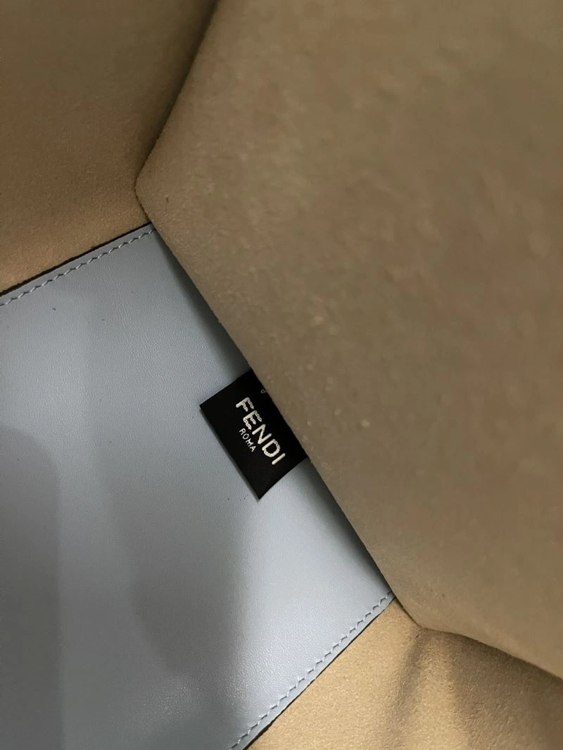 FashionForward Fendi Shopping Bags 72748