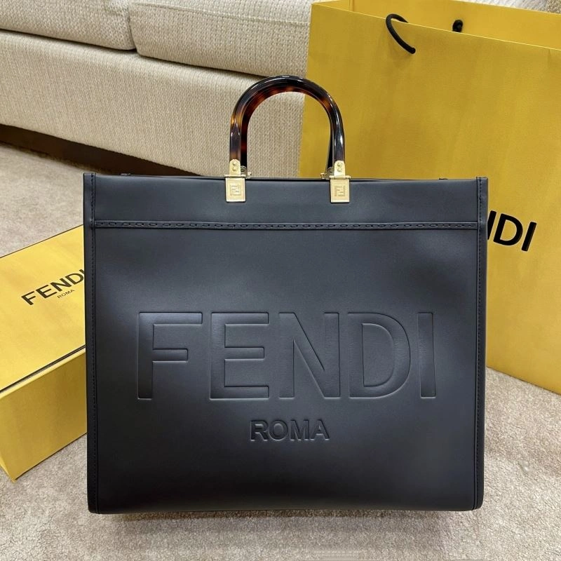 Fendi Shopping Bags Minimalist 72747