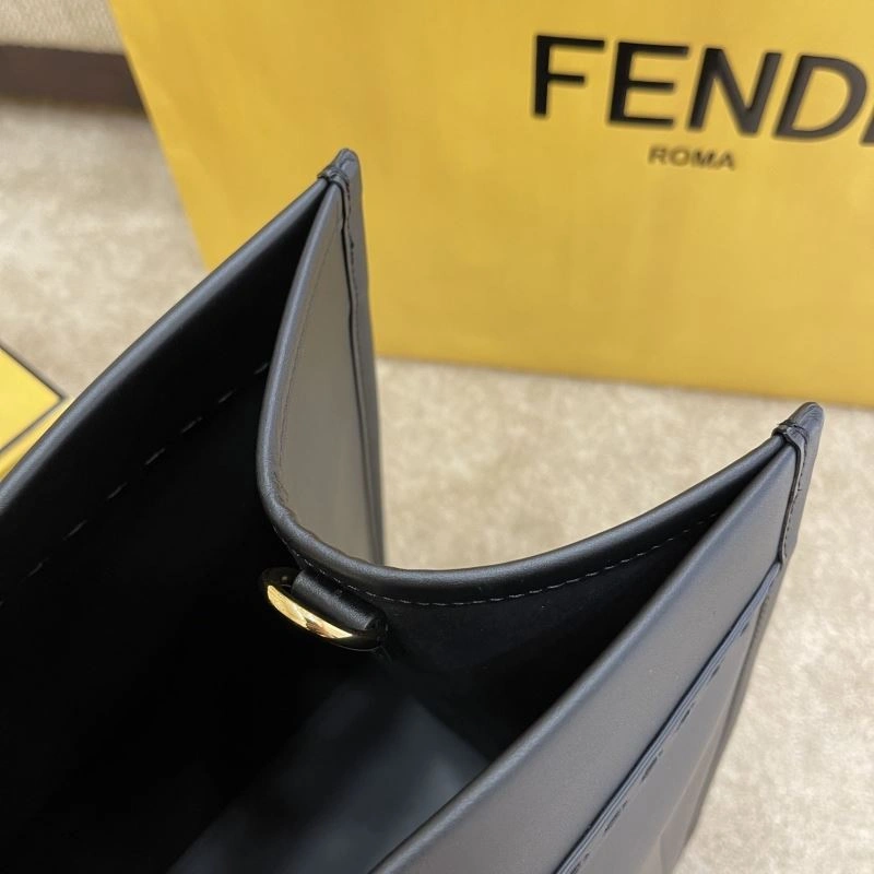Fendi Shopping Bags Minimalist 72747