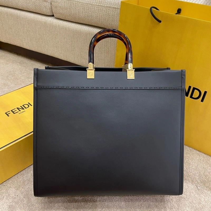 Fendi Shopping Bags Minimalist 72747