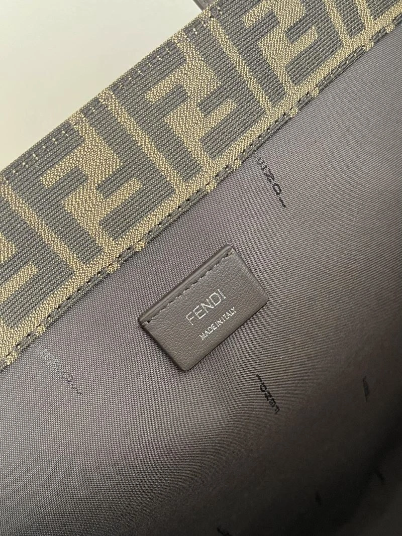 Fendi Shopping Bags RelaxedFit 72745