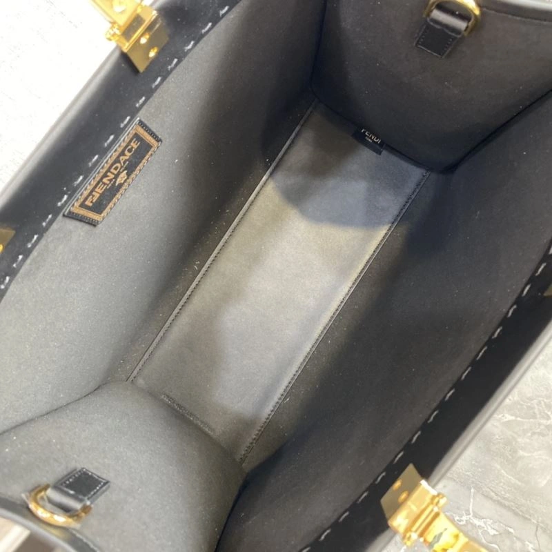 Fendi Shopping Bags Fashionable 72744