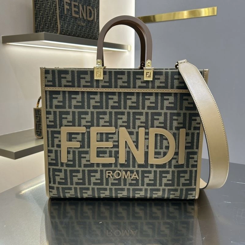Fendi Shopping Bags TravelReady 72741