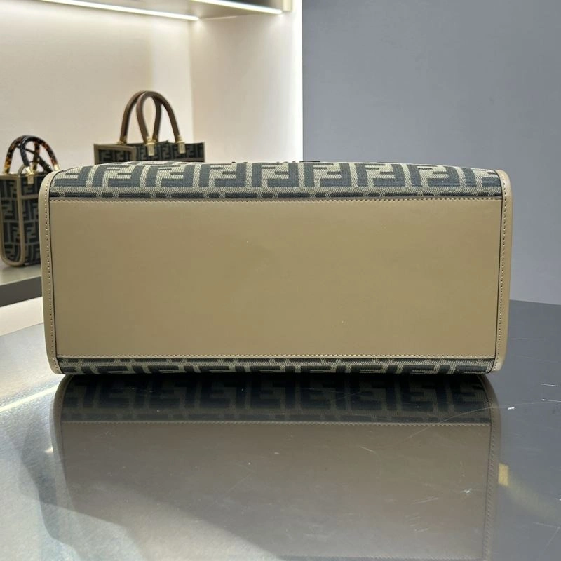 Fendi Shopping Bags TravelReady 72741
