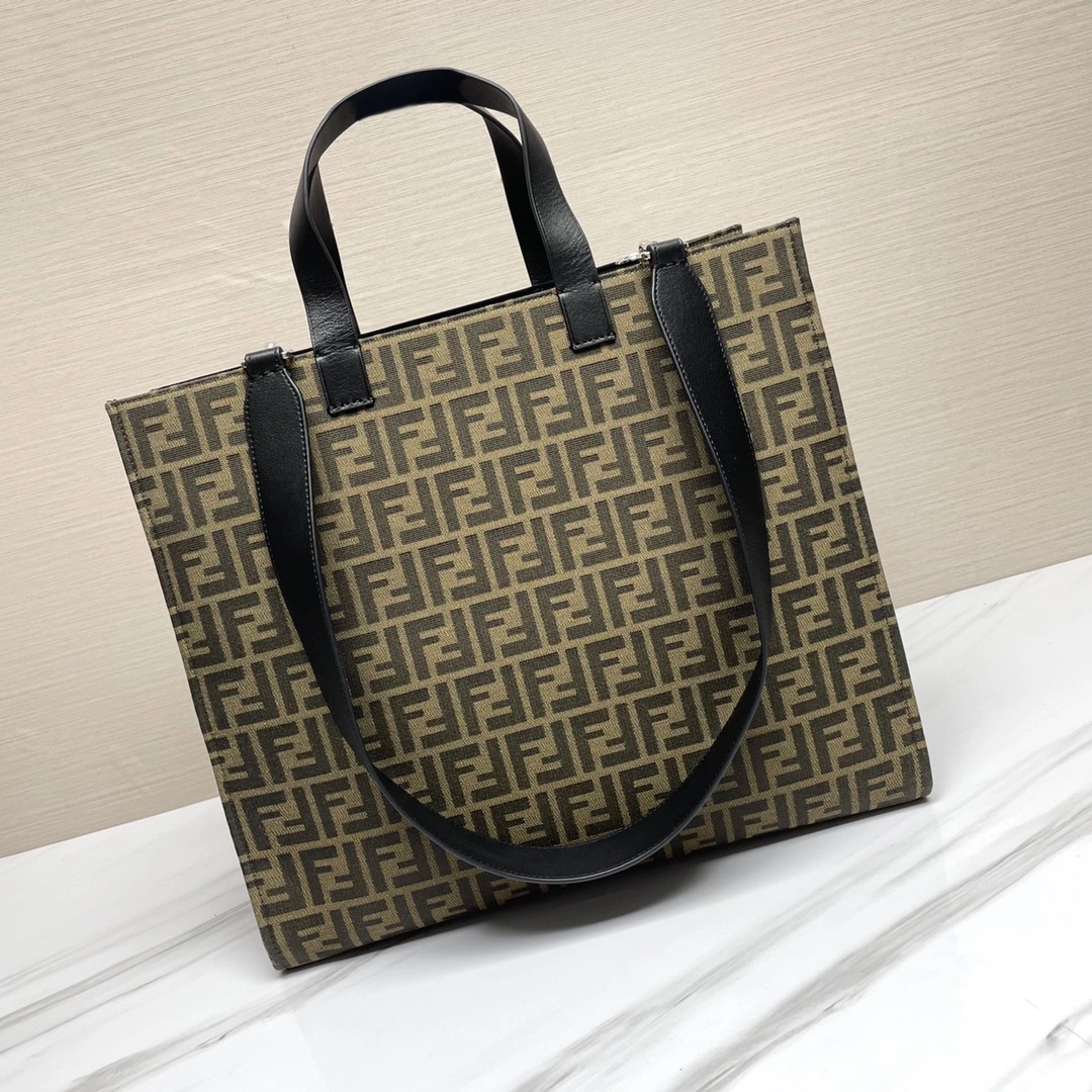 Fendi Shopping Bags Chic 69667