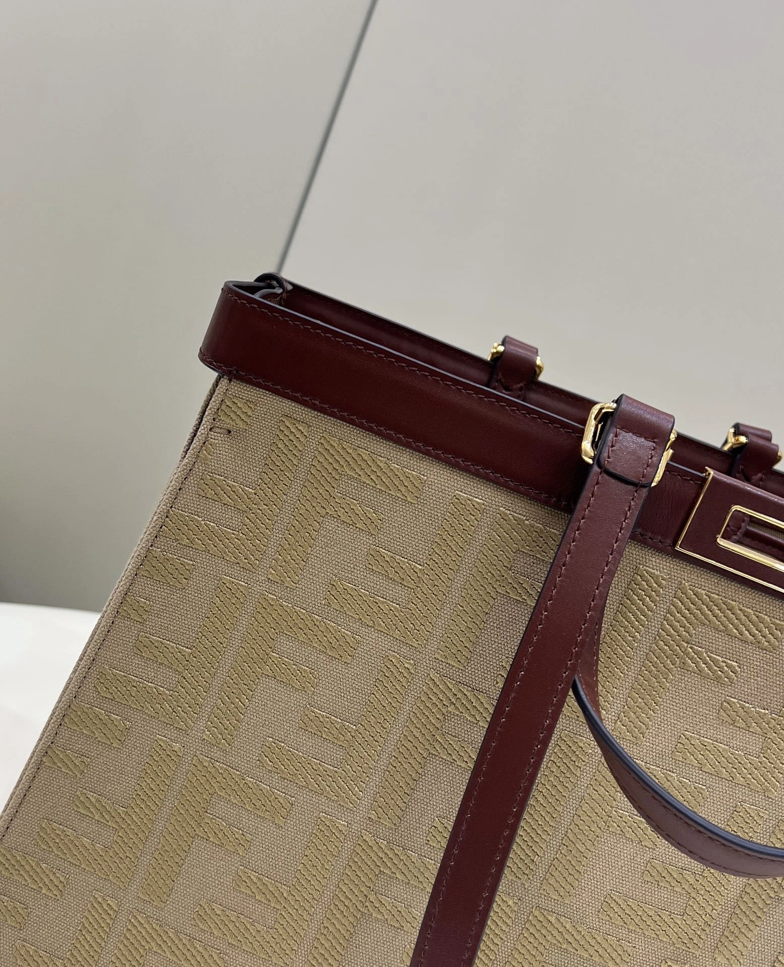 Fendi Shopping Bags Affordable 69658